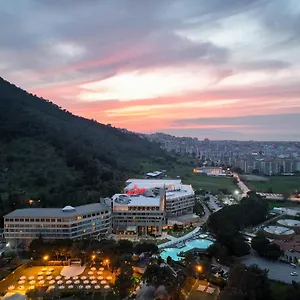 https://kaya-izmir-thermal-spa-hotel.hotelsofizmir.com
